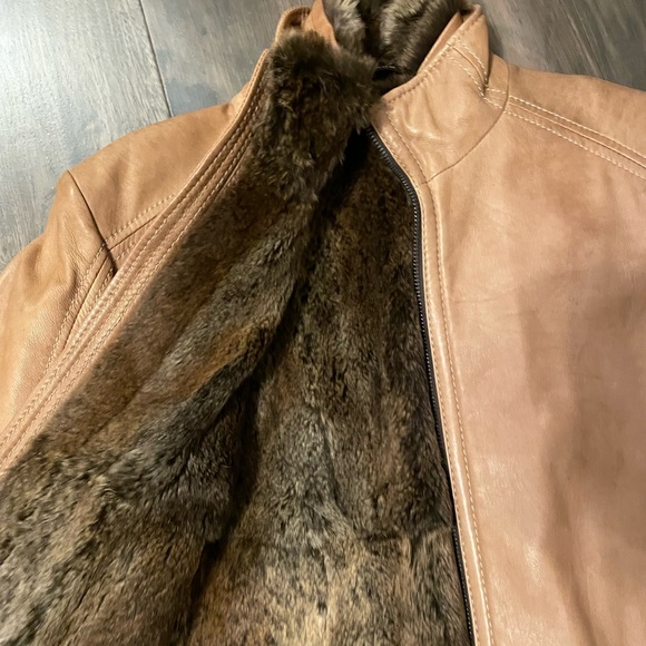 Andrew Marc | Camel Leather Jacket w/removable faux fur vest | Size S - Picture 3 of 10